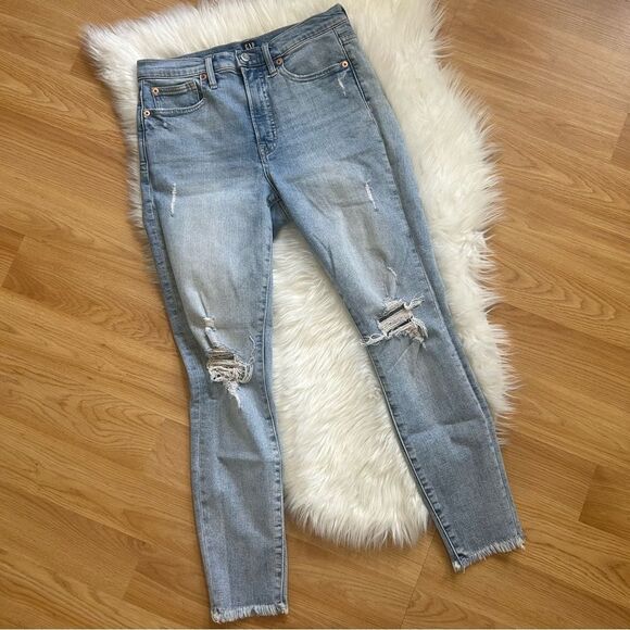 GAP Denim - GAP True Skinny Jeans Deconstructed Raw Hem Light Indigo size 6 / 28